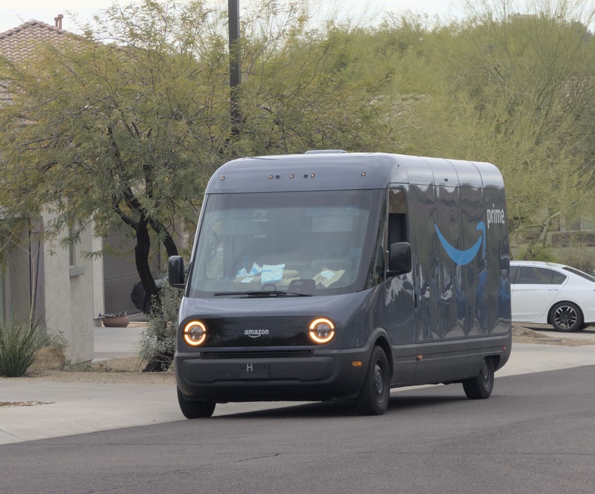 how much does shiprocket charge per shipment - last-mile delivery vehicle 2026